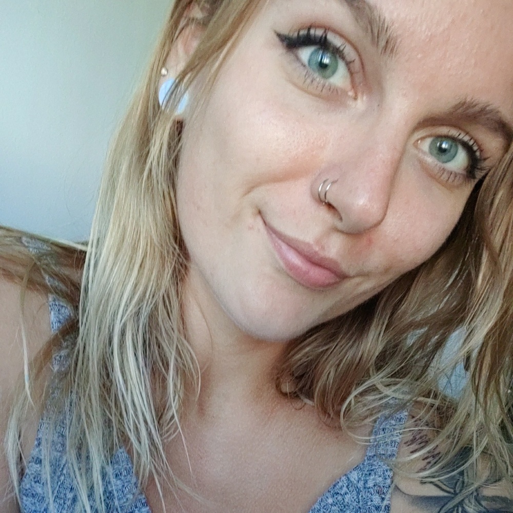 Meet your Posher, Ali